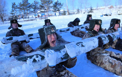 边防官兵零下32度雪地冬训