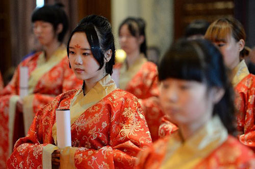 巫山生态扶贫搬迁让百姓告别大山住新居