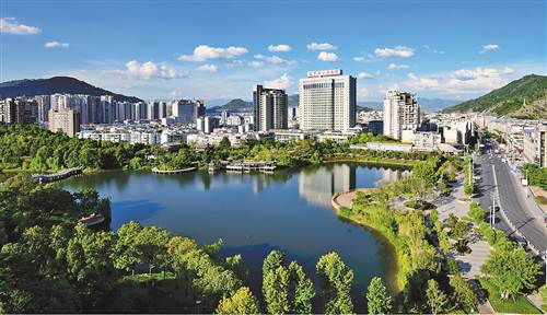 开县:全力打造湖光山色的生态园林城市
