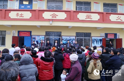 探访河南上蔡县文楼村:艾滋病家庭成员全部纳入低保