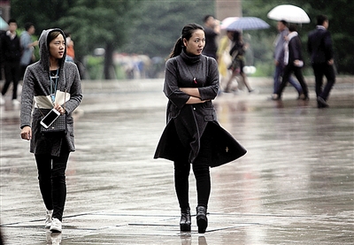三天从酷暑到阴冷昨日城口最低9.7℃电暖炉开起了