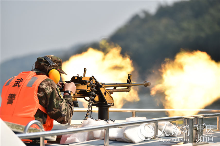 3��19�գ��侯�����ܶӴ�֧ͧ�ӽ��ػ�ǹ�������ڶԽ���Ŀ������������־����