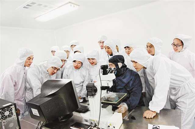 2020年重庆邮电大学_重庆邮电大学2020年下半年公开招聘工作人员37人简章