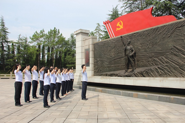 ������˰������굳Ա����霹�����ǰ���ġ�������