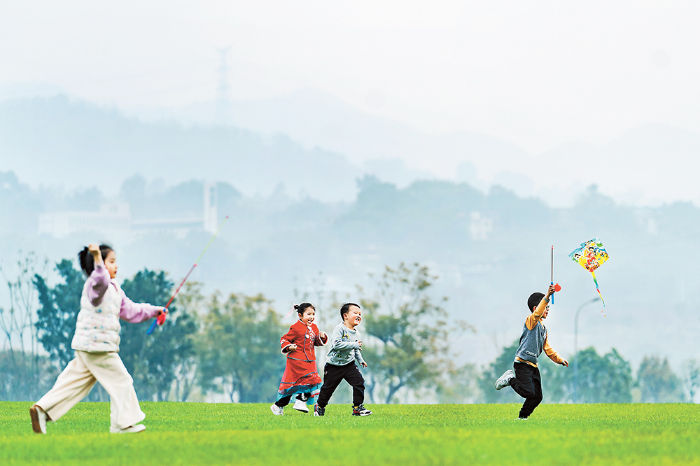 《忙趁东风放纸鸢》——摄于南岸区广阳岛。李洪波 摄/视觉重庆