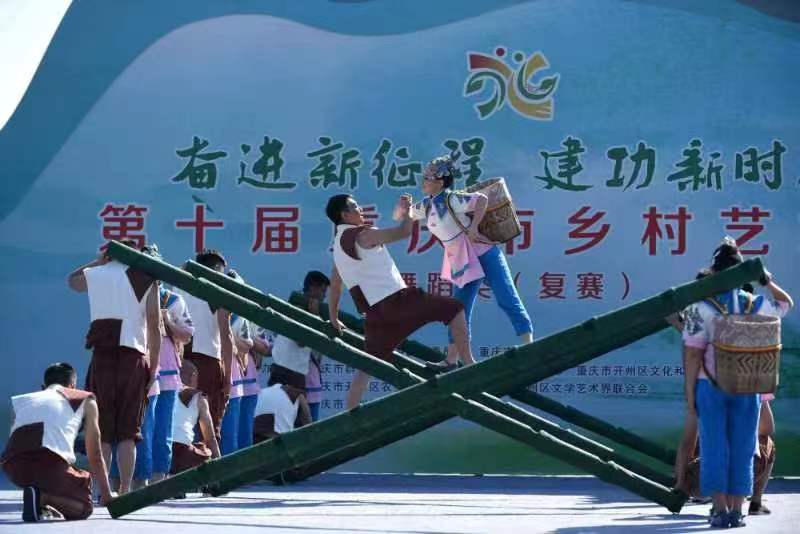 舞蹈比赛现场。江华摄