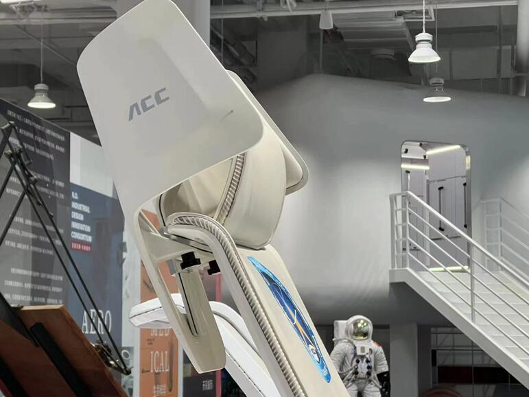 3D打印航天员出舱座椅。重庆两江协同创新区供图