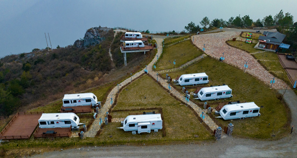 重庆巫山神女谷屿野云端房车营地。主办方供图