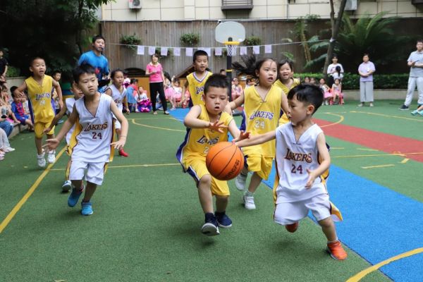 我的篮球梦。重庆市渝中区巴蜀幼儿园供图