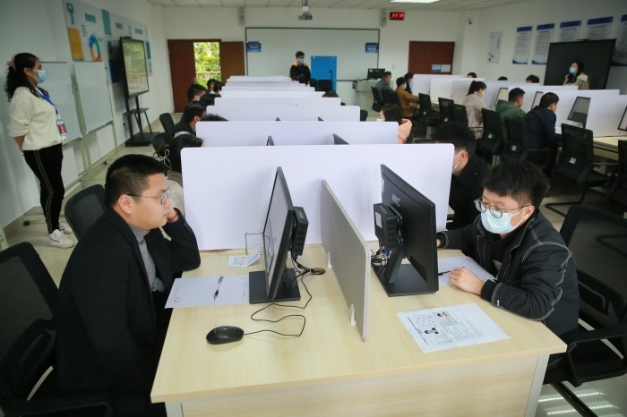 考试现场。重庆市司法局供图