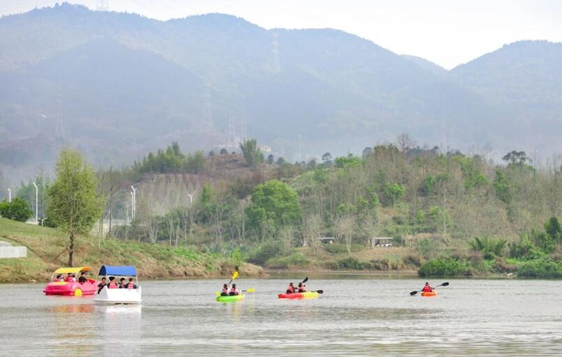 明月湖皮劃艇基地。兩江協同創新區供圖