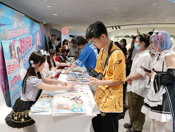 商场开业现场。江北区委宣传部供图