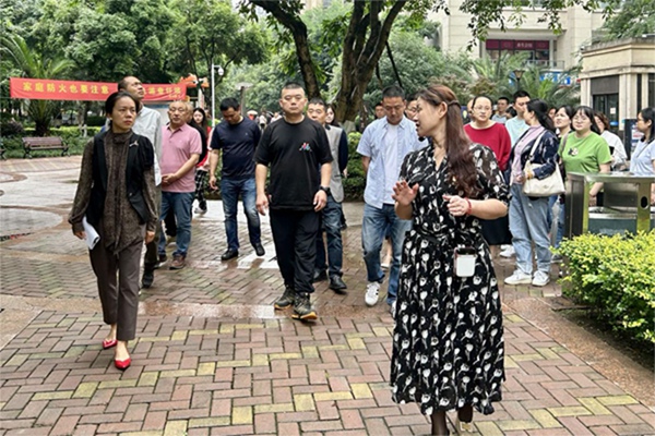 实地调研。涂山镇供图