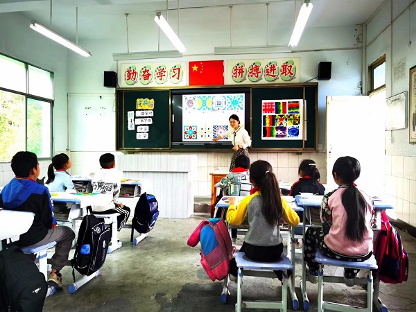 老師們帶去了有趣的課堂。陳思妤攝