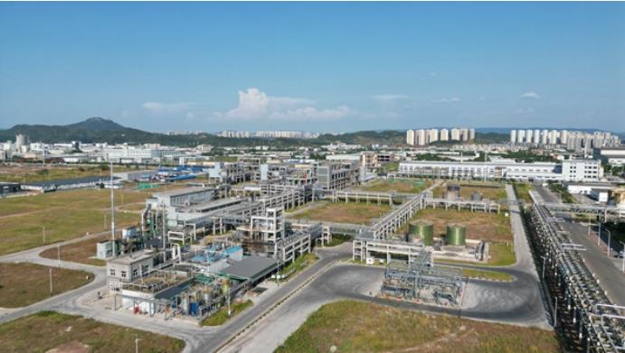 长风化学厂区。长风化学供图