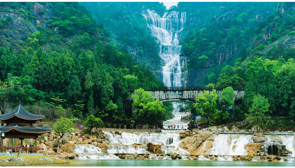 天台山大瀑布。台州文旅供圖