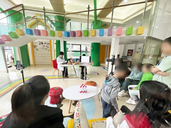 講座現場。重慶小米熊兒童醫院供圖