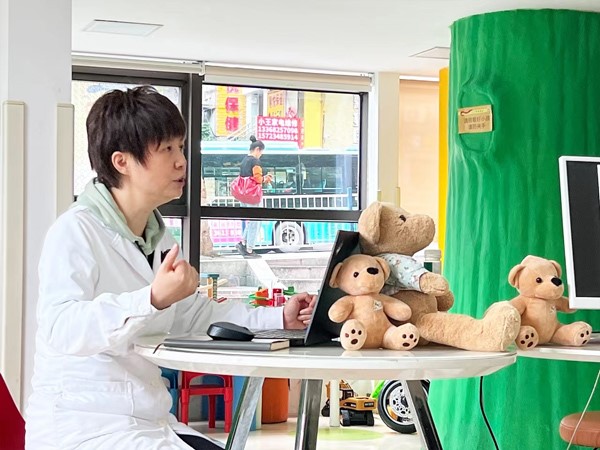 講座現場。重慶小米熊兒童醫院供圖