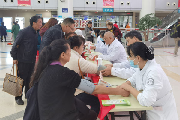 活動現場。重慶大學附屬江津醫院供圖