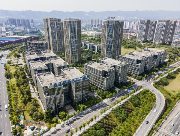 两江数字经济产业园。刘靖霆摄