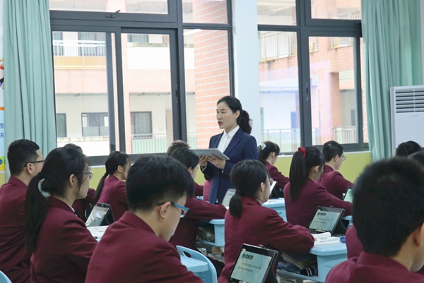 智慧教育深入课堂。重庆两江新区教育局供图