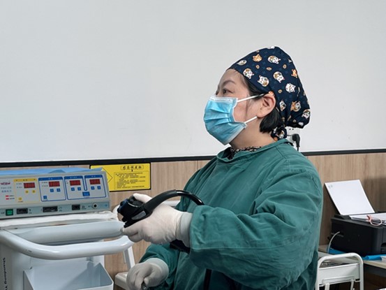 重慶東大肛腸醫院：胃部不適建議3—12個月做一次胃鏡檢查