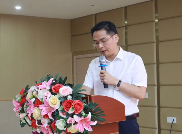 翁仁潘讲话。重庆西区医院供图