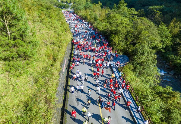 2023年金佛山登山賽。受訪單位供圖