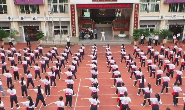 重庆市武术学校验收。重庆市南川区隆化第六小学校供图