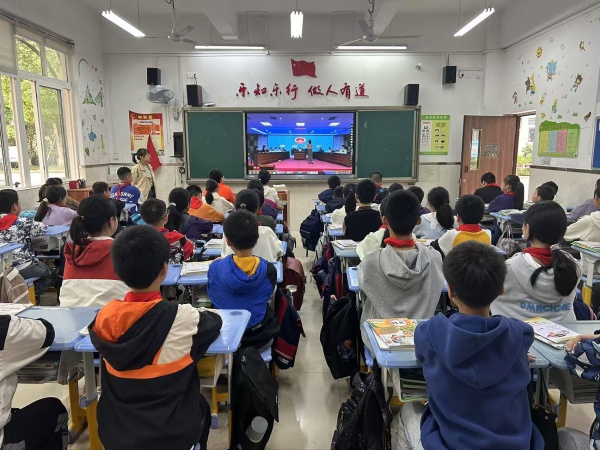 活动现场。渝北区立人小学校供图