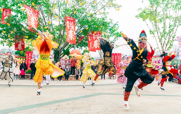 重庆欢乐谷推出丰富的非遗活动。景区供图