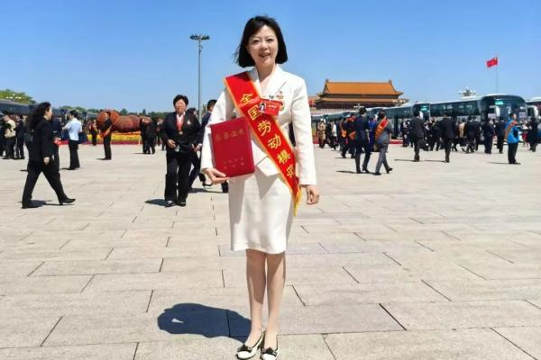 廖愿获得“全国劳动模范”荣誉。南岸区融媒体中心供图