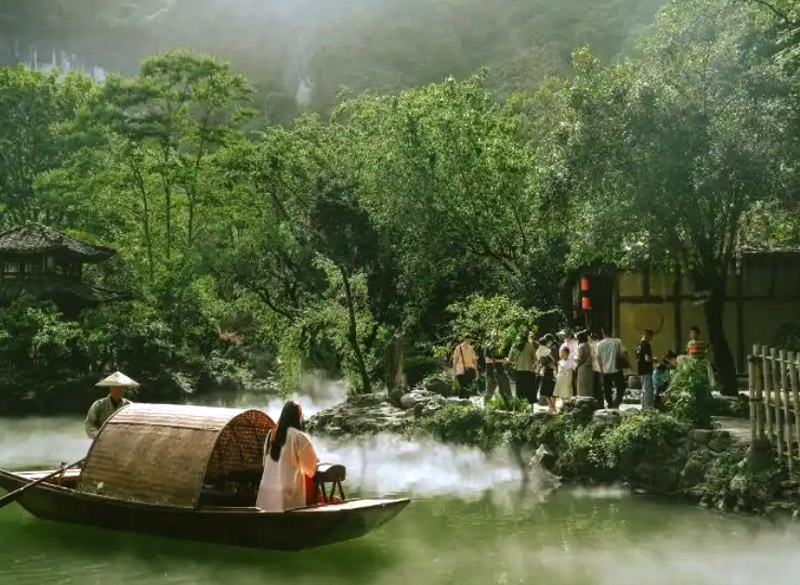 酉阳桃花源景区。