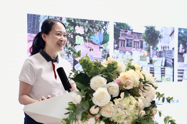 江北區鶯花巷幼兒園黨支部書記、園長劉健平分享園所管理經驗。唐文蕤攝