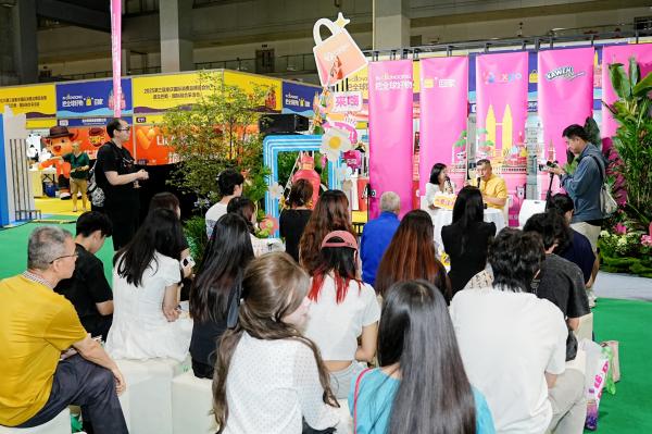 “渝見不同重慶城”分享會現場。重慶國際消博會組委會供圖