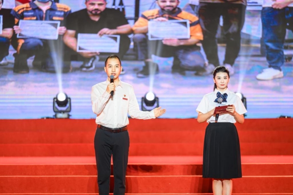 重庆市五一劳动奖章获得者张晋源讲述“职教出海”的故事。重庆工业职业技术学院供图