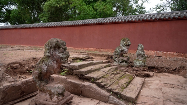 石篆山石窟寺区域考古出土文物。大足台供图