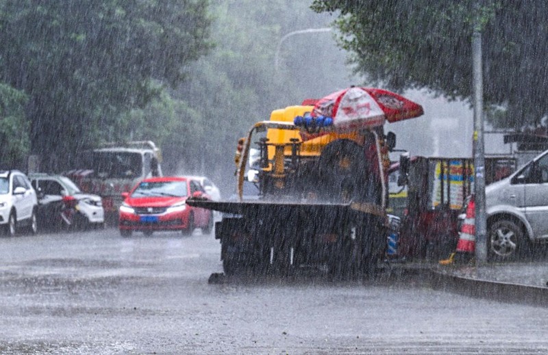 7月18日，渝北区冉家坝暴雨来袭。记者 张锦辉 摄