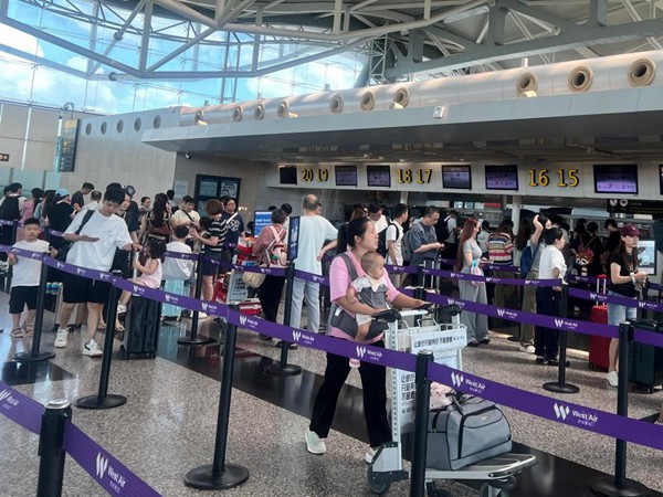 重慶江北國際機場西部航空值機區域。西部航空供圖