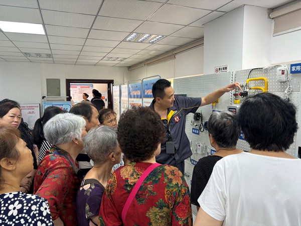 燃氣安全宣傳。重慶燃氣集團供圖