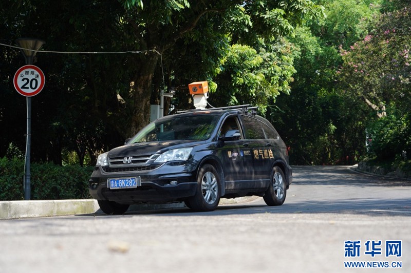 巡檢車搭載了激光雲台掃描裝置,有了科技的加持,讓隱患排查更加智能精准,也更有效率。新華網 彭浩然 攝