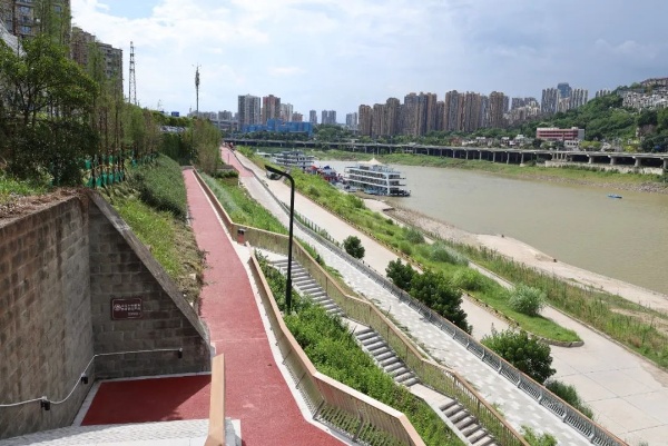 “兩江四岸”治理提升嘉濱路化龍橋段項目。重慶設計集團有限公司市政設計研究院供圖