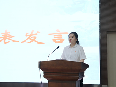 葉秀菊分享工作心得。重慶醫科大學附屬第三醫院（方大醫院）供圖