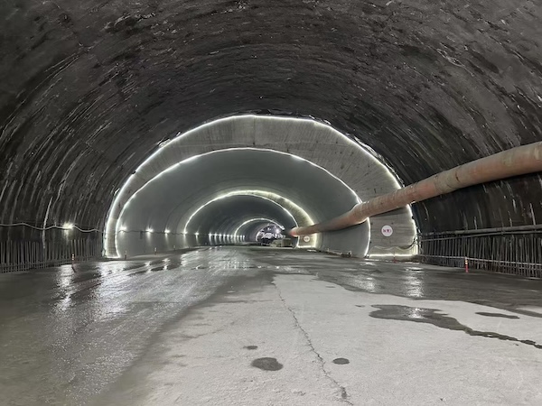 科学城隧道工程双洞顺利贯通。项目部供图