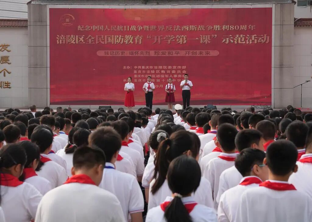 “开学第一课”示范活动现场。何乾健摄