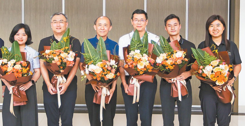 9月4日，幾位受邀現場觀禮九三大閱兵的重慶代表回渝。記者 尹詩語 攝/視覺重慶