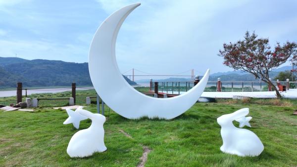南坪坝岛秋意浓。麻柳嘴镇供图