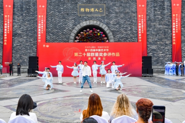 展演现场。曹鸣鸥摄