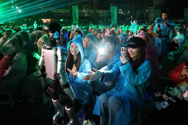 晚会观众席。学校供图