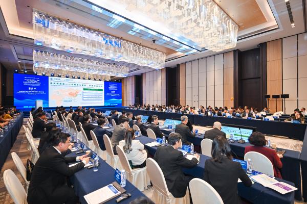 食品及農產品專場經貿對接會。重慶公路物流基地供圖